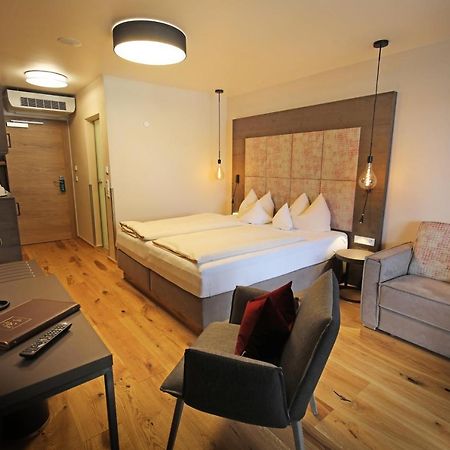 Vilstaler Hof Landgasthof & Hotel Rottersdorf エクステリア 写真